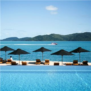 infinity pool overlooking the sea