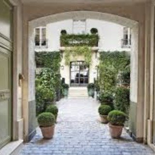 entrance to hotel