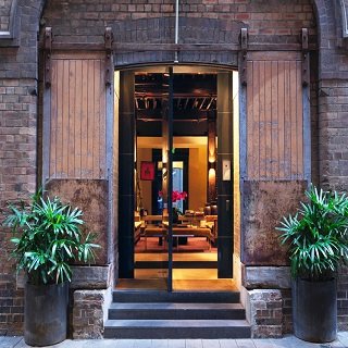 entrance to hotel and lobby