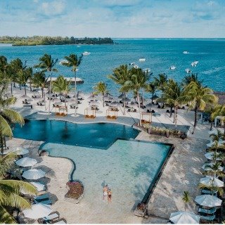 poolside view