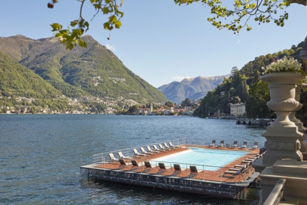 Floating Swimming pool