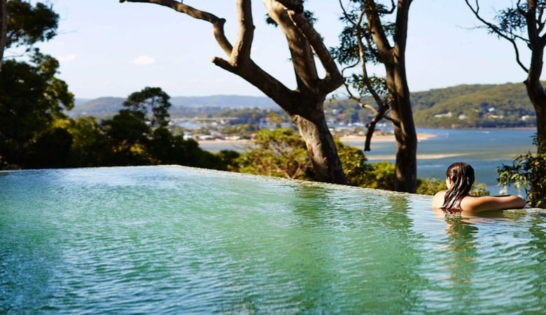 Water Edge Pool