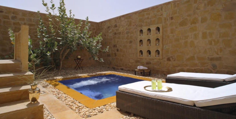 Royal Tent pool